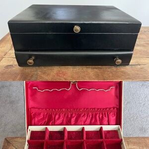 Vintage MCM Noir Lady Buxton Jewelry Box Black & Red Velvet Gothic Hollywood
